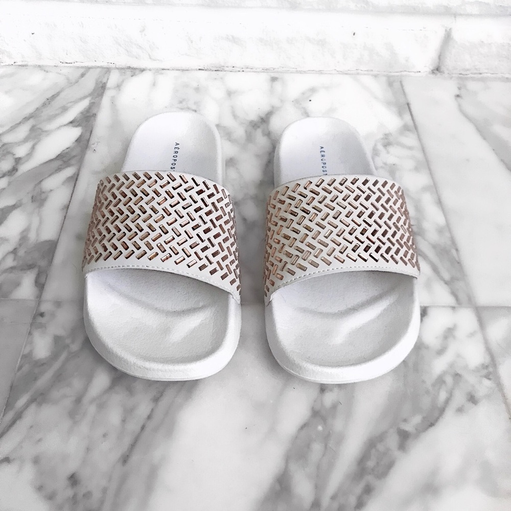 White & Gold Slides - Size 7